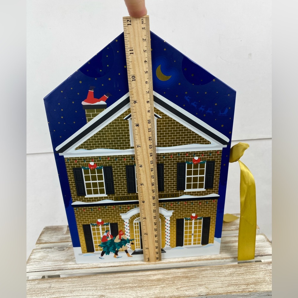 holiday themed Candle for Every Room Gift Set house-shaped box - Picture 15 of 16